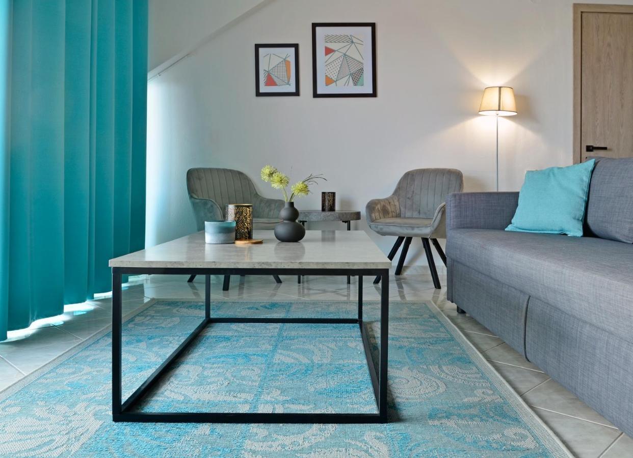 Joya Ofrynio Stylish Suites Офринио Экстерьер фото