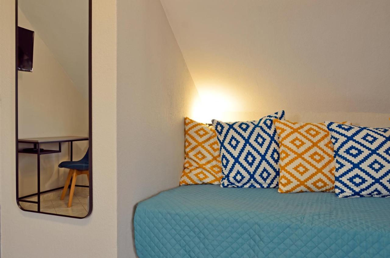 Joya Ofrynio Stylish Suites Офринио Экстерьер фото